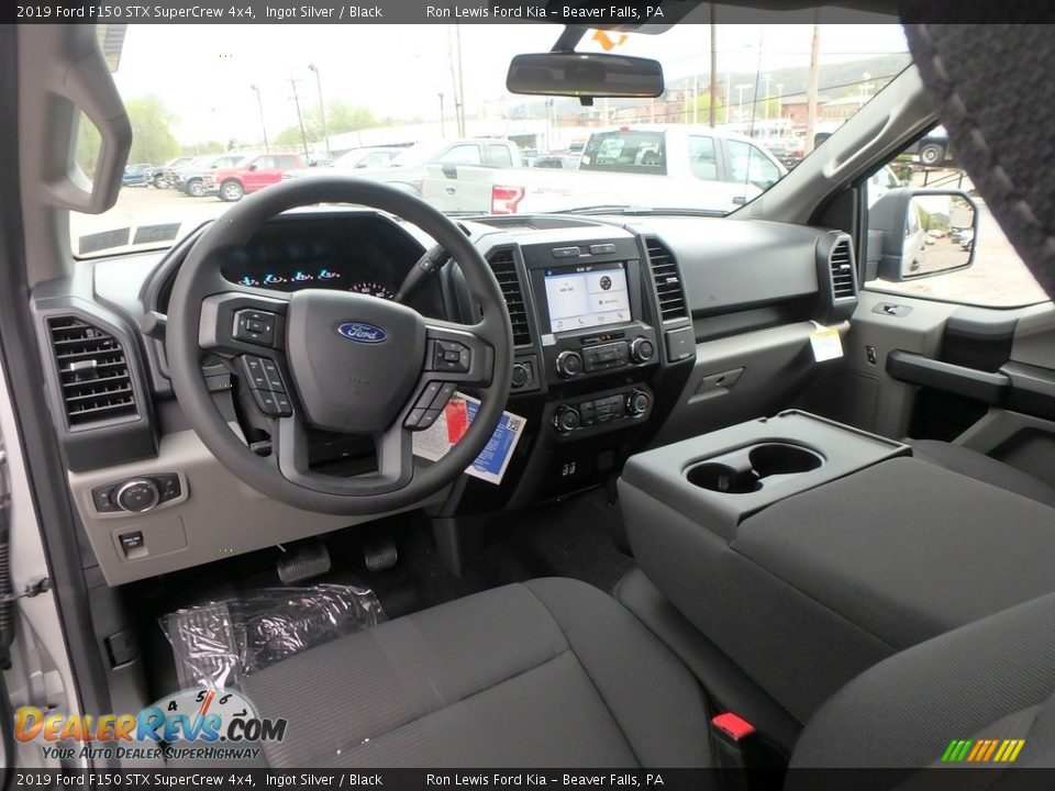 Black Interior - 2019 Ford F150 STX SuperCrew 4x4 Photo #12