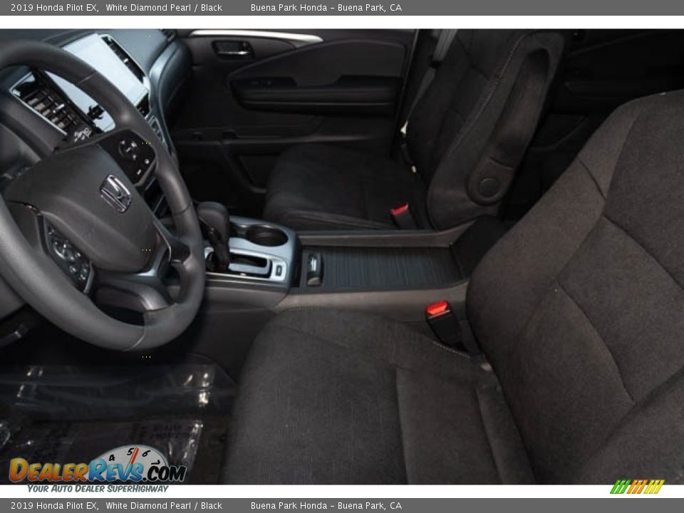 2019 Honda Pilot EX White Diamond Pearl / Black Photo #16