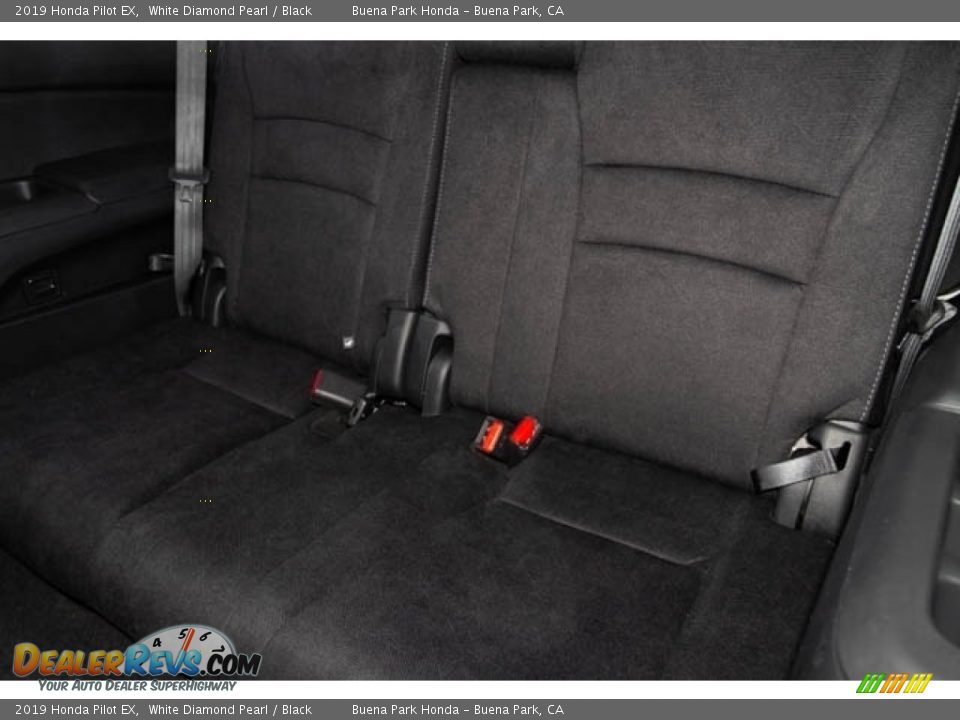 2019 Honda Pilot EX White Diamond Pearl / Black Photo #26
