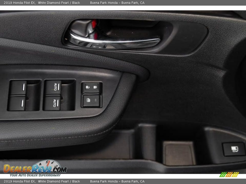 2019 Honda Pilot EX White Diamond Pearl / Black Photo #36