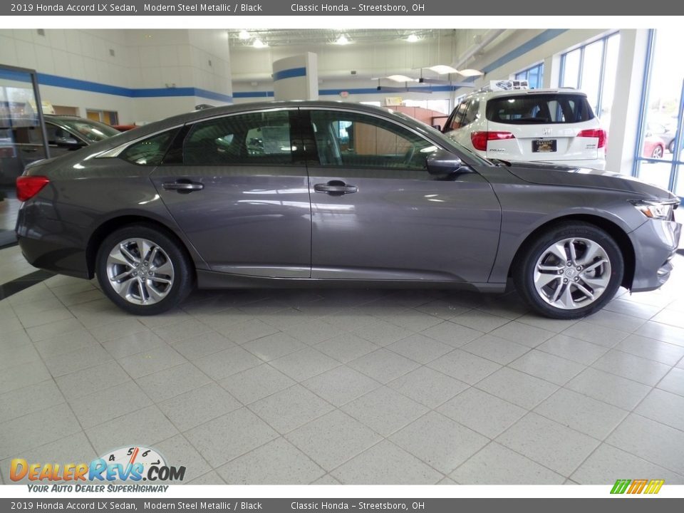 2019 Honda Accord LX Sedan Modern Steel Metallic / Black Photo #4
