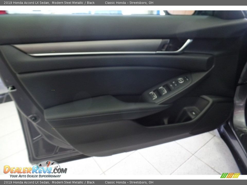 2019 Honda Accord LX Sedan Modern Steel Metallic / Black Photo #9