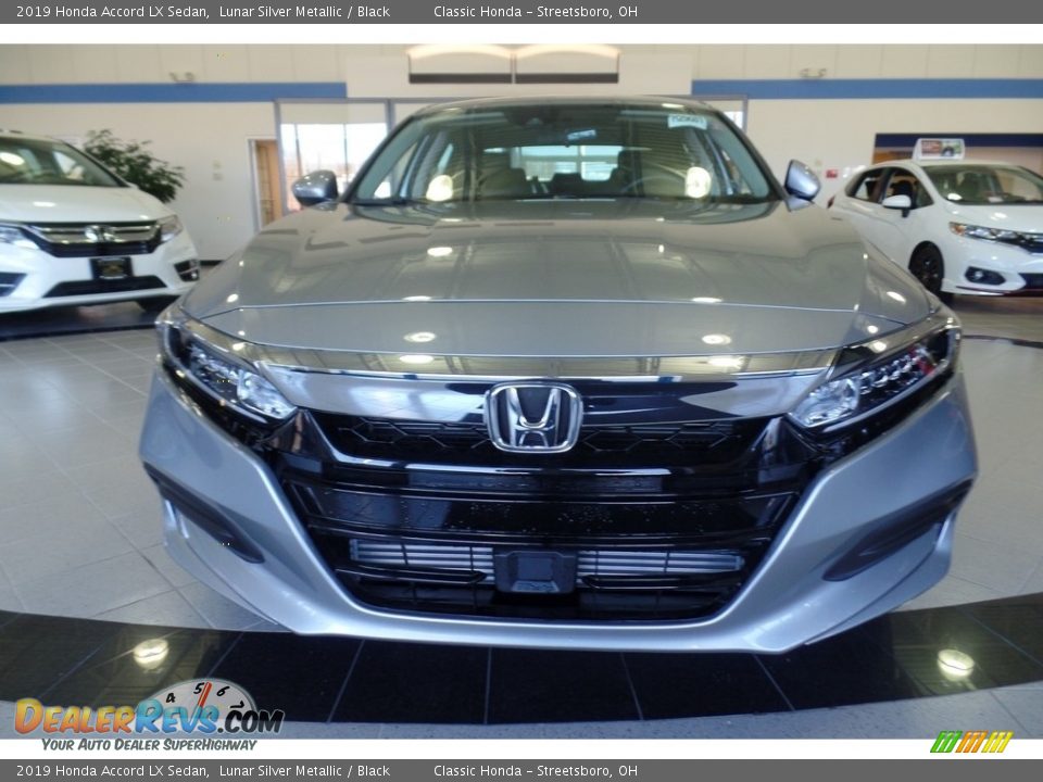 2019 Honda Accord LX Sedan Lunar Silver Metallic / Black Photo #2