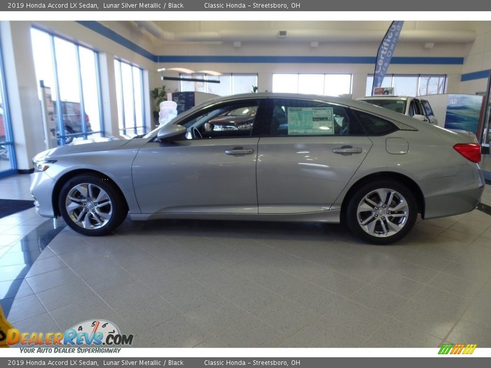 2019 Honda Accord LX Sedan Lunar Silver Metallic / Black Photo #8