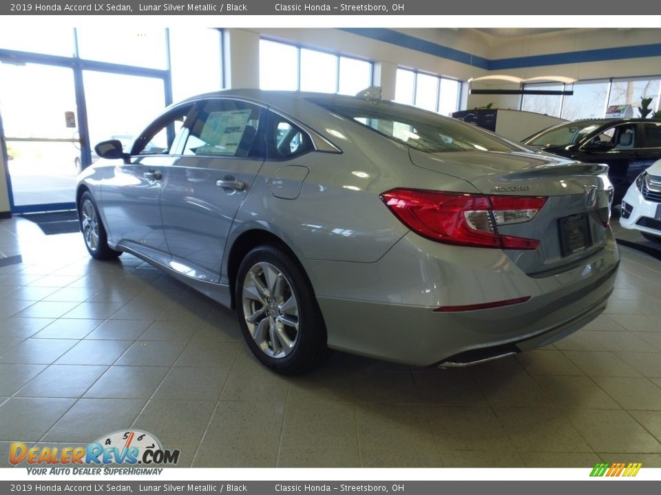 2019 Honda Accord LX Sedan Lunar Silver Metallic / Black Photo #11