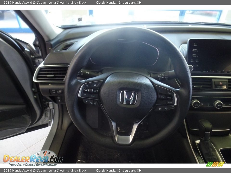 2019 Honda Accord LX Sedan Lunar Silver Metallic / Black Photo #17