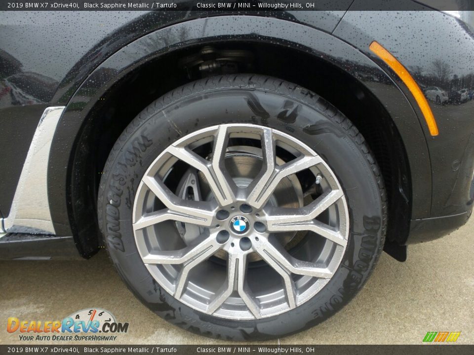 2019 BMW X7 xDrive40i Wheel Photo #2
