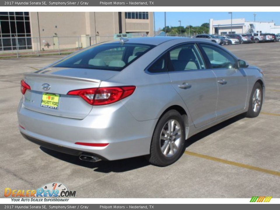 2017 Hyundai Sonata SE Symphony Silver / Gray Photo #9