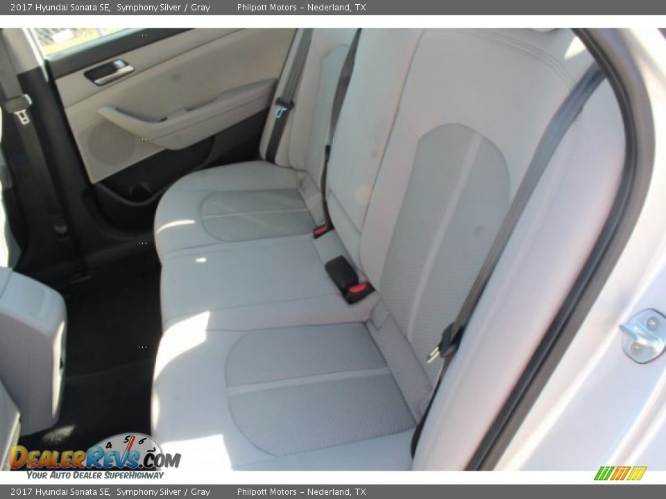 2017 Hyundai Sonata SE Symphony Silver / Gray Photo #18