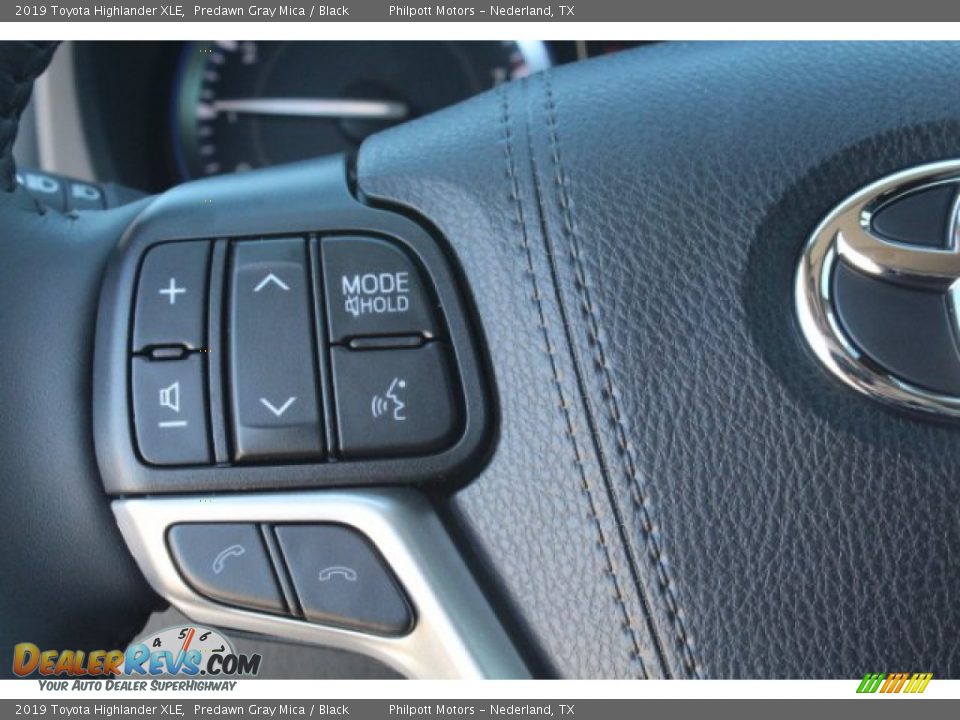 2019 Toyota Highlander XLE Predawn Gray Mica / Black Photo #16