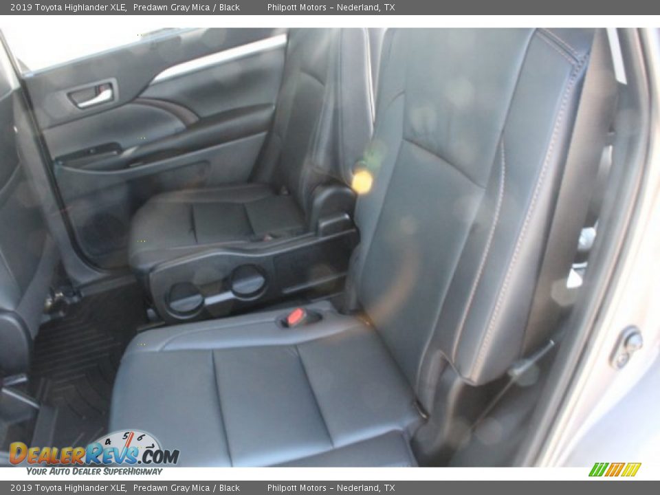 2019 Toyota Highlander XLE Predawn Gray Mica / Black Photo #19