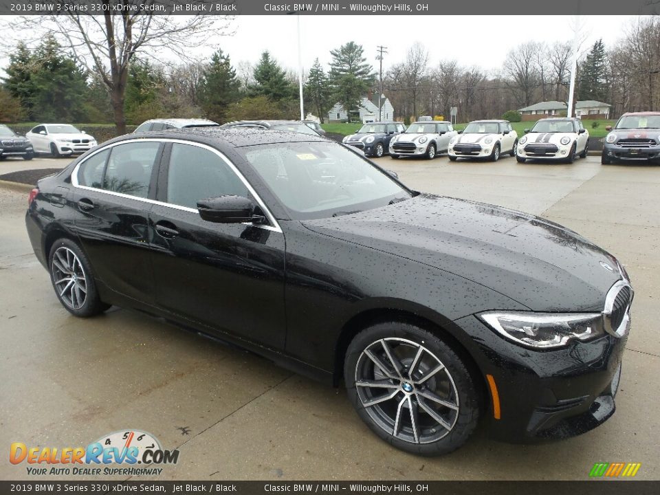 2019 BMW 3 Series 330i xDrive Sedan Jet Black / Black Photo #1