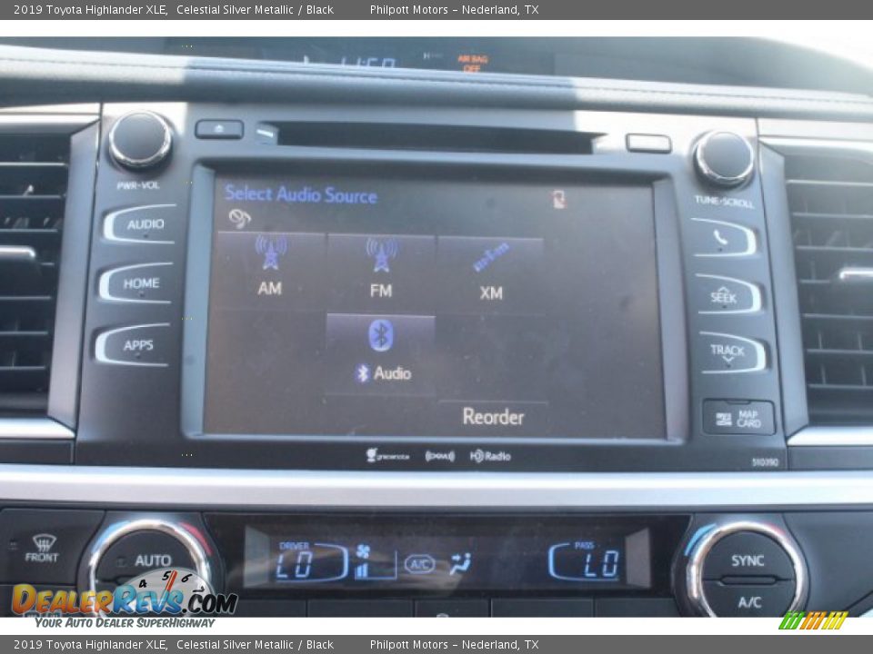 2019 Toyota Highlander XLE Celestial Silver Metallic / Black Photo #11