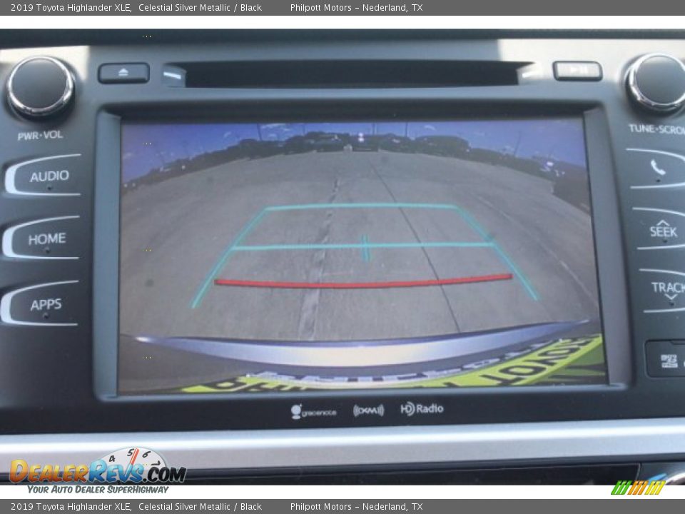 2019 Toyota Highlander XLE Celestial Silver Metallic / Black Photo #13