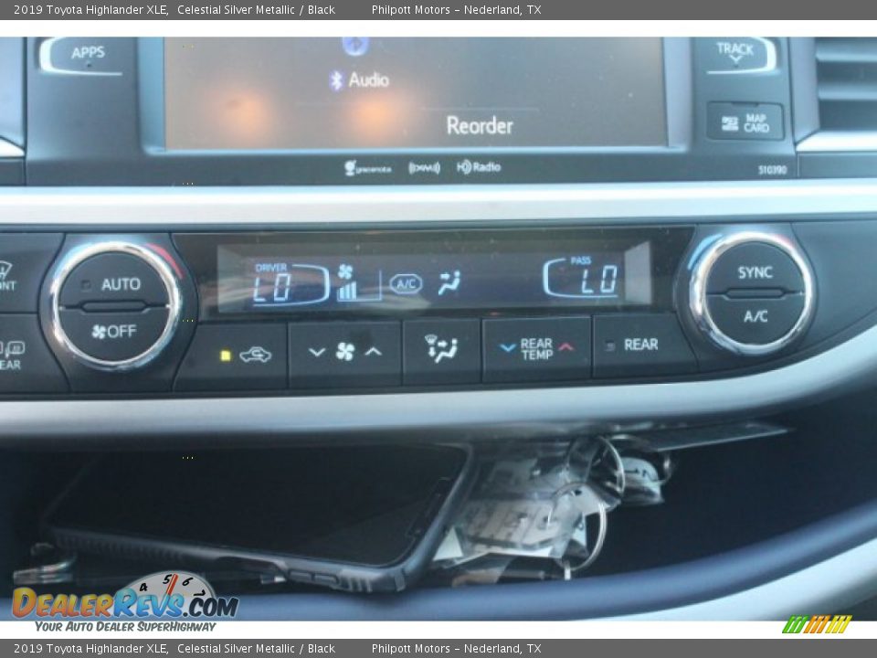 2019 Toyota Highlander XLE Celestial Silver Metallic / Black Photo #12