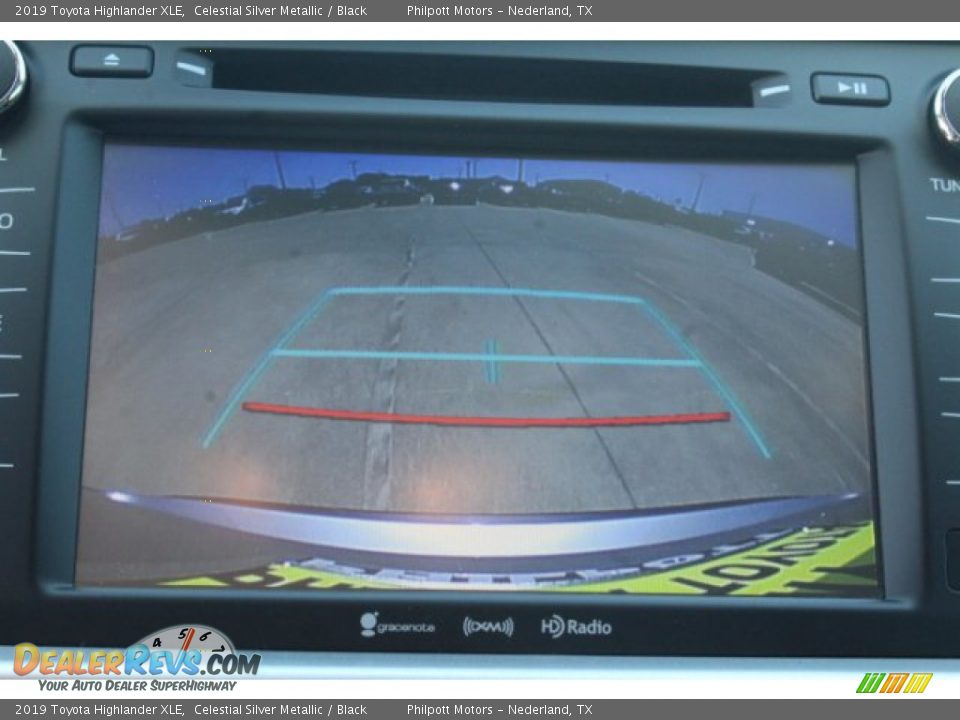 2019 Toyota Highlander XLE Celestial Silver Metallic / Black Photo #14