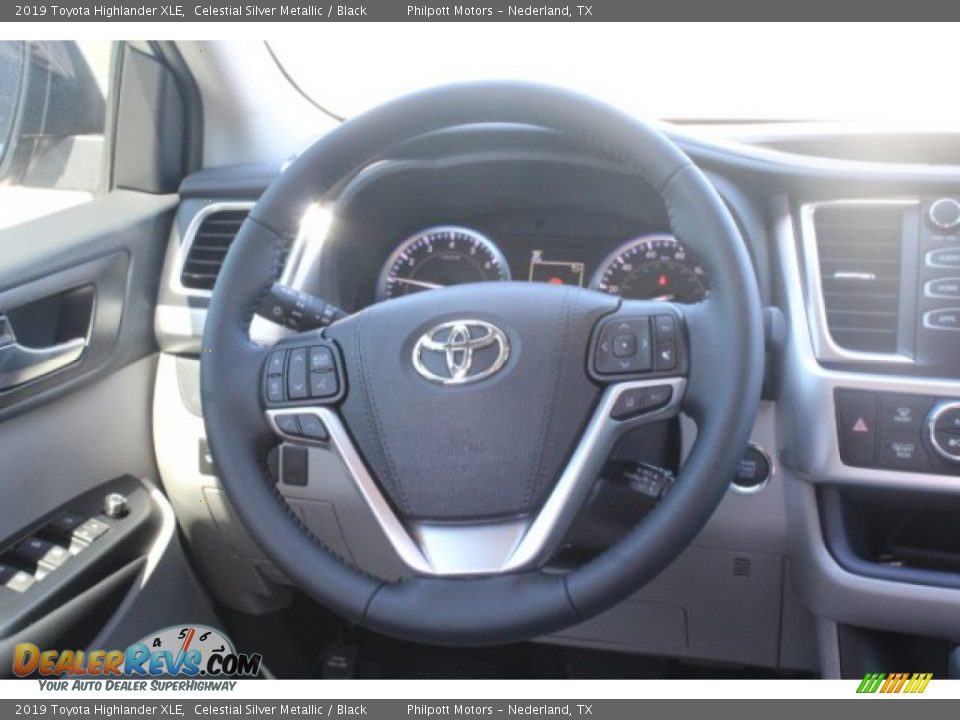 2019 Toyota Highlander XLE Celestial Silver Metallic / Black Photo #20