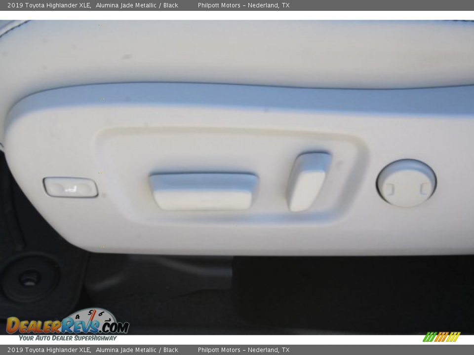 2019 Toyota Highlander XLE Alumina Jade Metallic / Black Photo #11