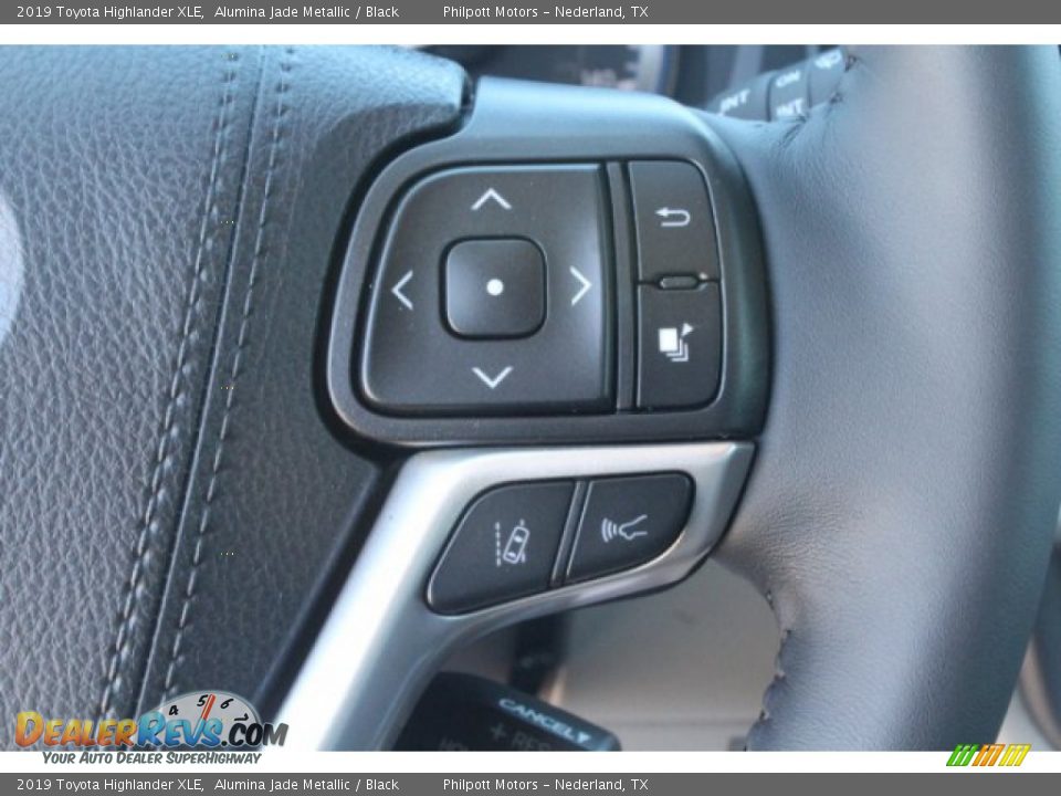 2019 Toyota Highlander XLE Alumina Jade Metallic / Black Photo #17