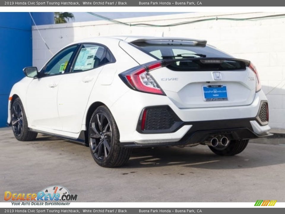 2019 Honda Civic Sport Touring Hatchback White Orchid Pearl / Black Photo #2