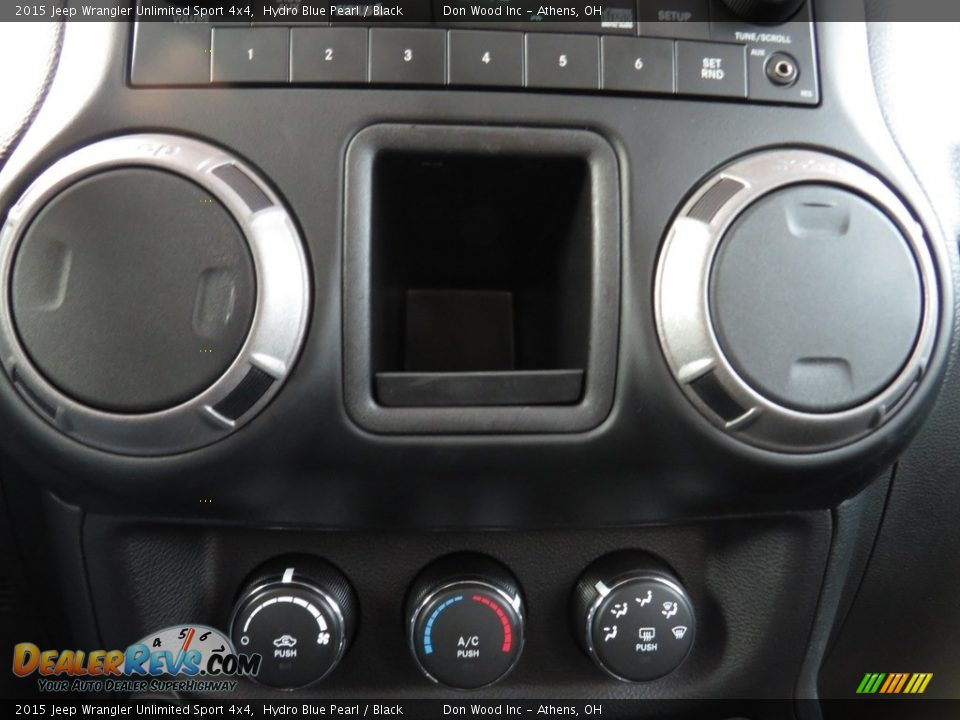 2015 Jeep Wrangler Unlimited Sport 4x4 Hydro Blue Pearl / Black Photo #3