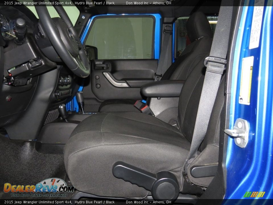 2015 Jeep Wrangler Unlimited Sport 4x4 Hydro Blue Pearl / Black Photo #19