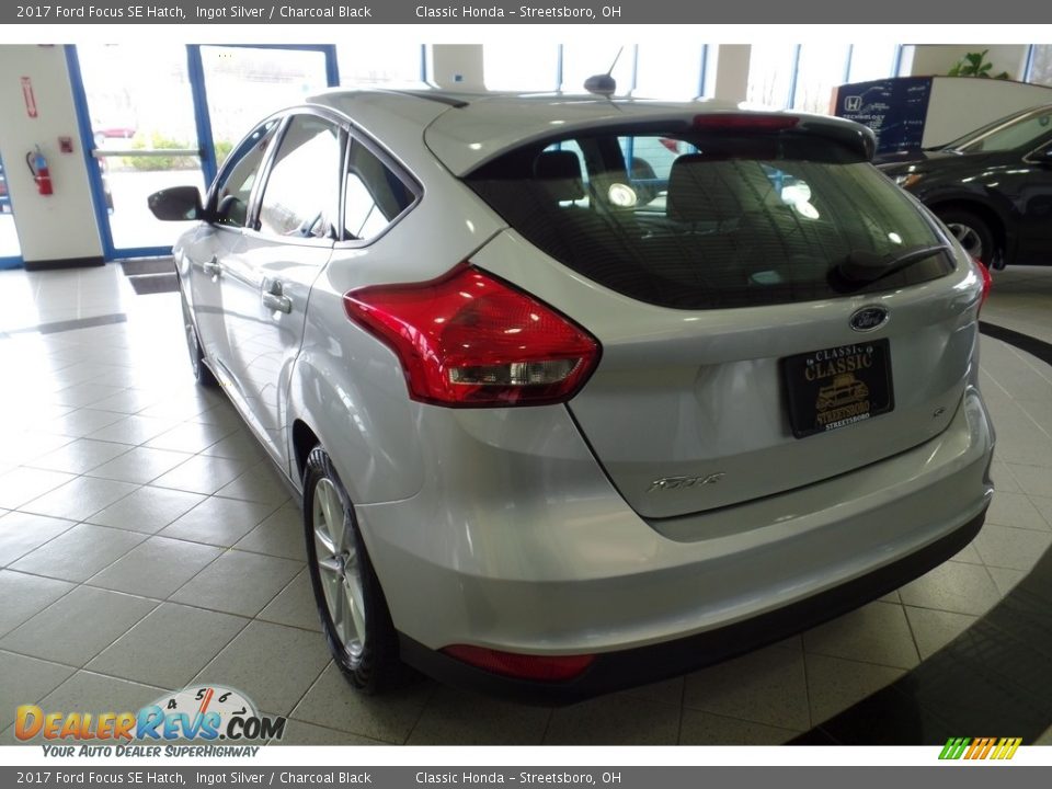 2017 Ford Focus SE Hatch Ingot Silver / Charcoal Black Photo #3