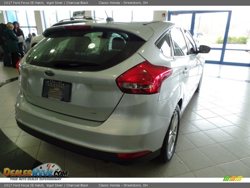 2017 Ford Focus SE Hatch Ingot Silver / Charcoal Black Photo #4