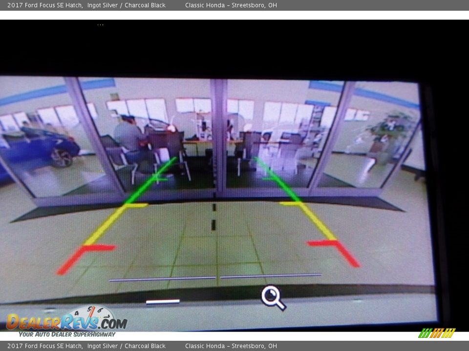 2017 Ford Focus SE Hatch Ingot Silver / Charcoal Black Photo #24