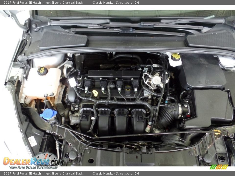 2017 Ford Focus SE Hatch Ingot Silver / Charcoal Black Photo #32