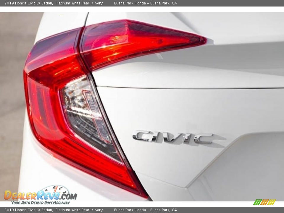 2019 Honda Civic LX Sedan Platinum White Pearl / Ivory Photo #7