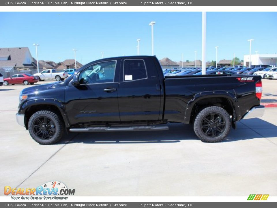 2019 Toyota Tundra SR5 Double Cab Midnight Black Metallic / Graphite Photo #8