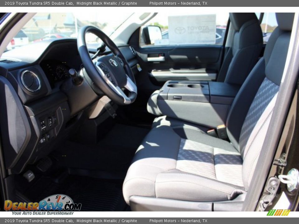 2019 Toyota Tundra SR5 Double Cab Midnight Black Metallic / Graphite Photo #10