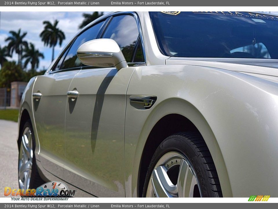 2014 Bentley Flying Spur W12 Porcelain Metallic / Linen Photo #16