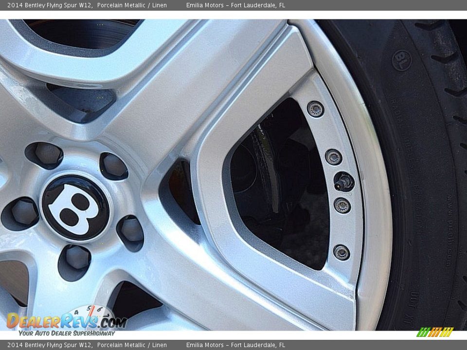 2014 Bentley Flying Spur W12 Porcelain Metallic / Linen Photo #20