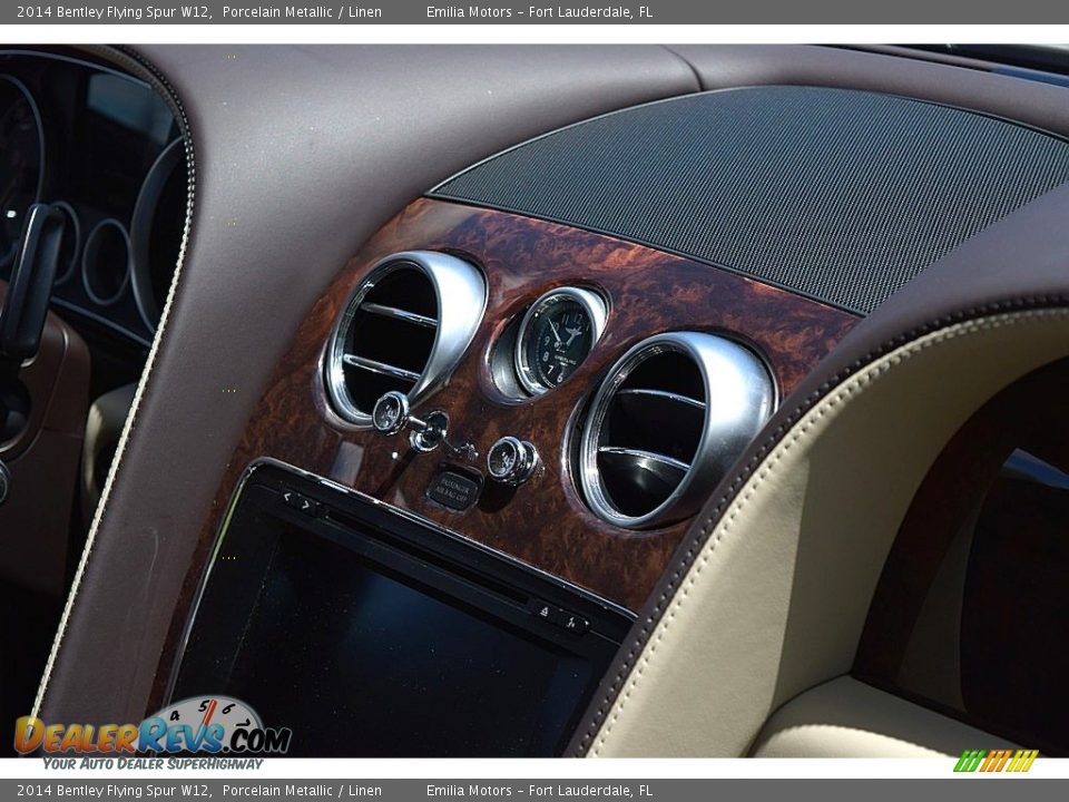2014 Bentley Flying Spur W12 Porcelain Metallic / Linen Photo #43
