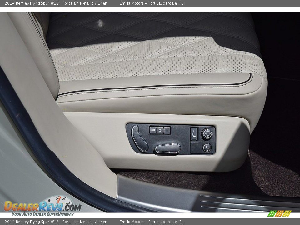 2014 Bentley Flying Spur W12 Porcelain Metallic / Linen Photo #47