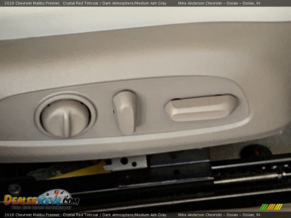 2016 Chevrolet Malibu Premier Crystal Red Tintcoat / Dark Atmosphere/Medium Ash Gray Photo #17