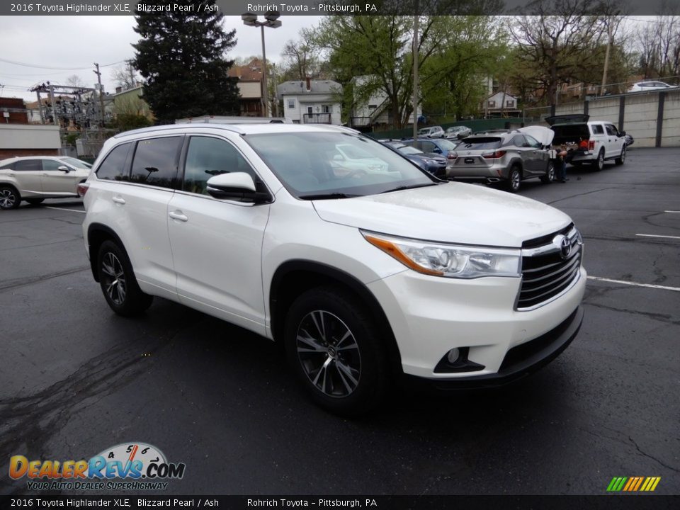2016 Toyota Highlander XLE Blizzard Pearl / Ash Photo #1