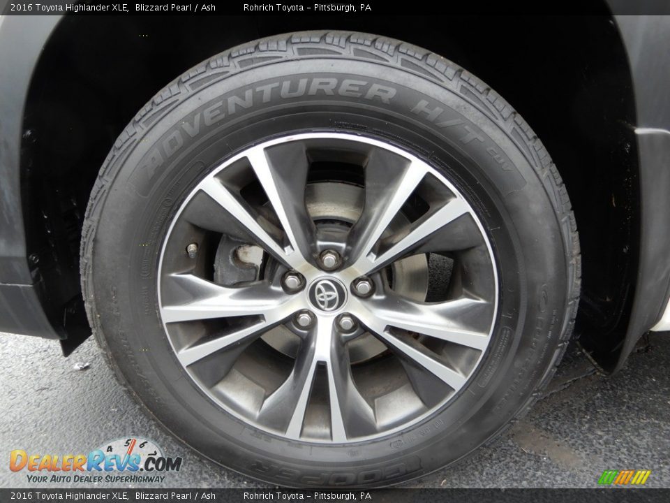 2016 Toyota Highlander XLE Blizzard Pearl / Ash Photo #18