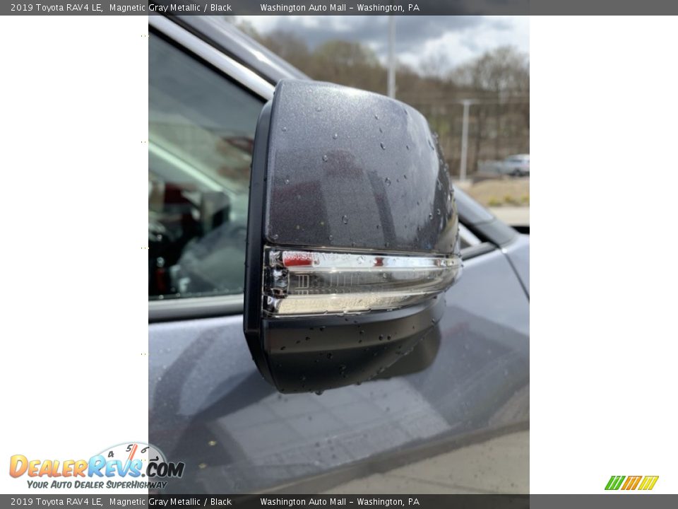 2019 Toyota RAV4 LE Magnetic Gray Metallic / Black Photo #29
