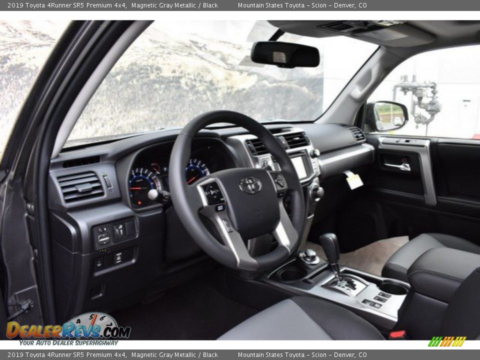 2019 Toyota 4Runner SR5 Premium 4x4 Magnetic Gray Metallic / Black Photo #5