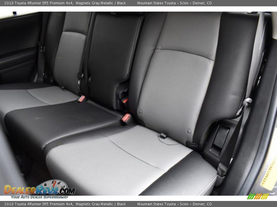 2019 Toyota 4Runner SR5 Premium 4x4 Magnetic Gray Metallic / Black Photo #10