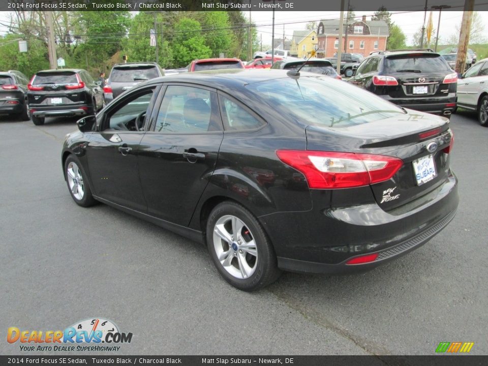 2014 Ford Focus SE Sedan Tuxedo Black / Charcoal Black Photo #8