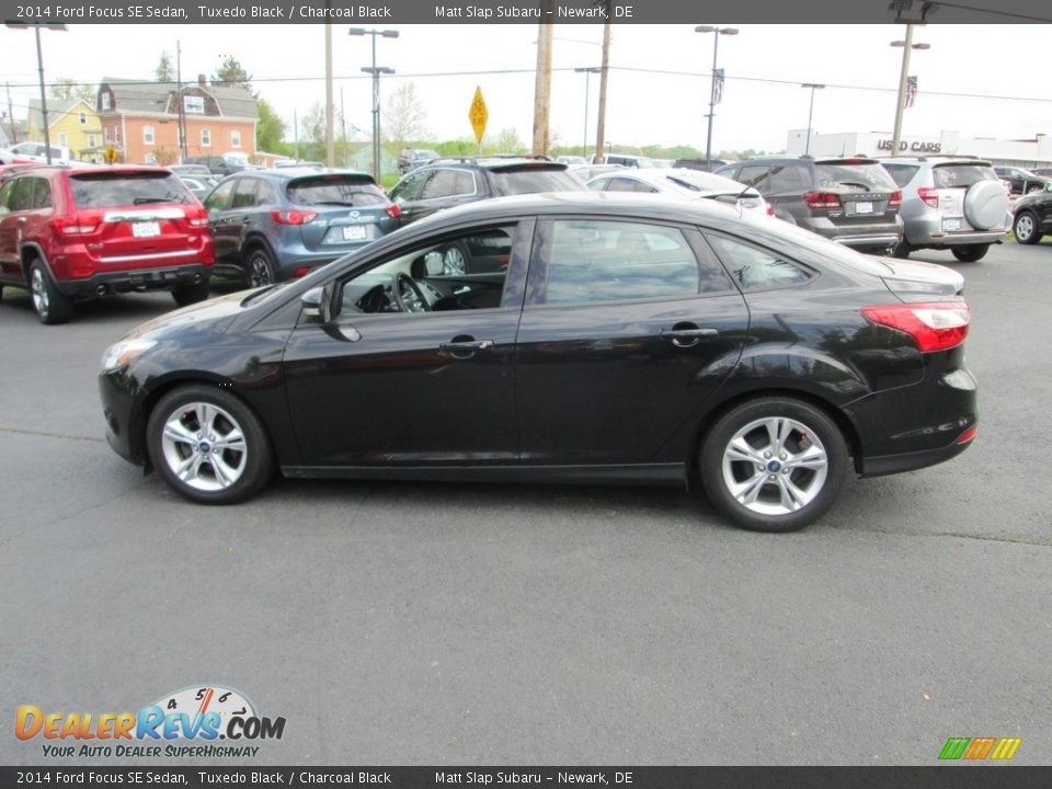 2014 Ford Focus SE Sedan Tuxedo Black / Charcoal Black Photo #9