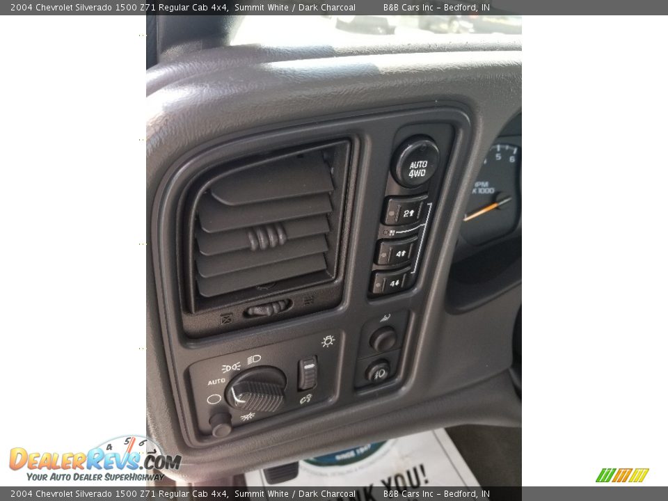 2004 Chevrolet Silverado 1500 Z71 Regular Cab 4x4 Summit White / Dark Charcoal Photo #11