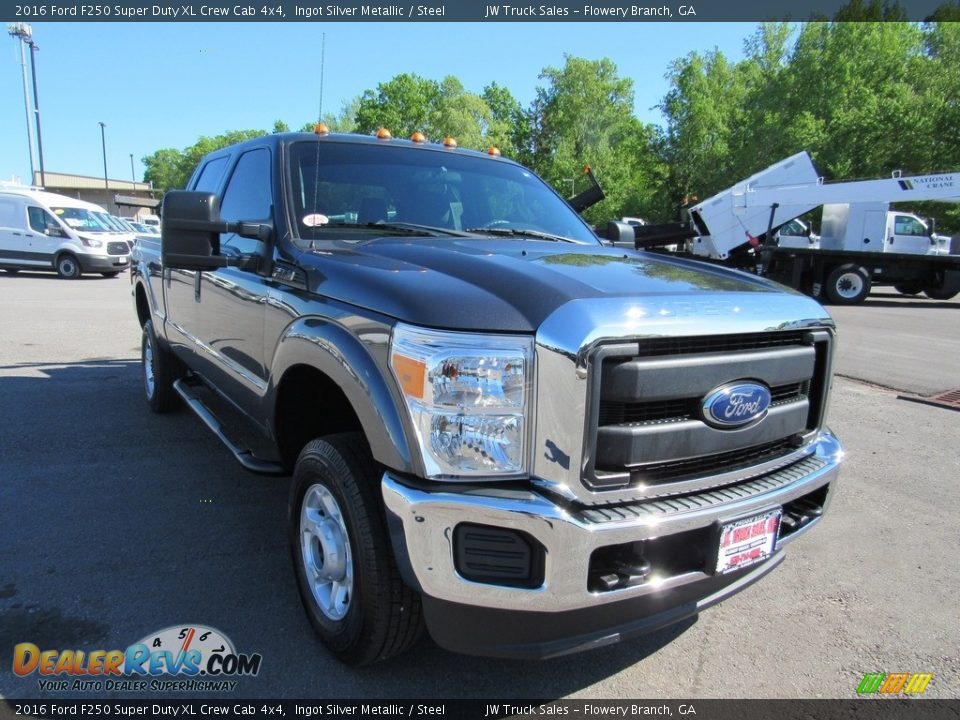 2016 Ford F250 Super Duty XL Crew Cab 4x4 Ingot Silver Metallic / Steel Photo #7