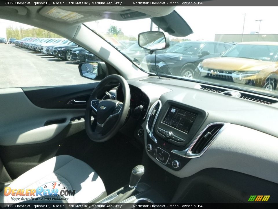 2019 Chevrolet Equinox LS Mosaic Black Metallic / Medium Ash Gray Photo #11