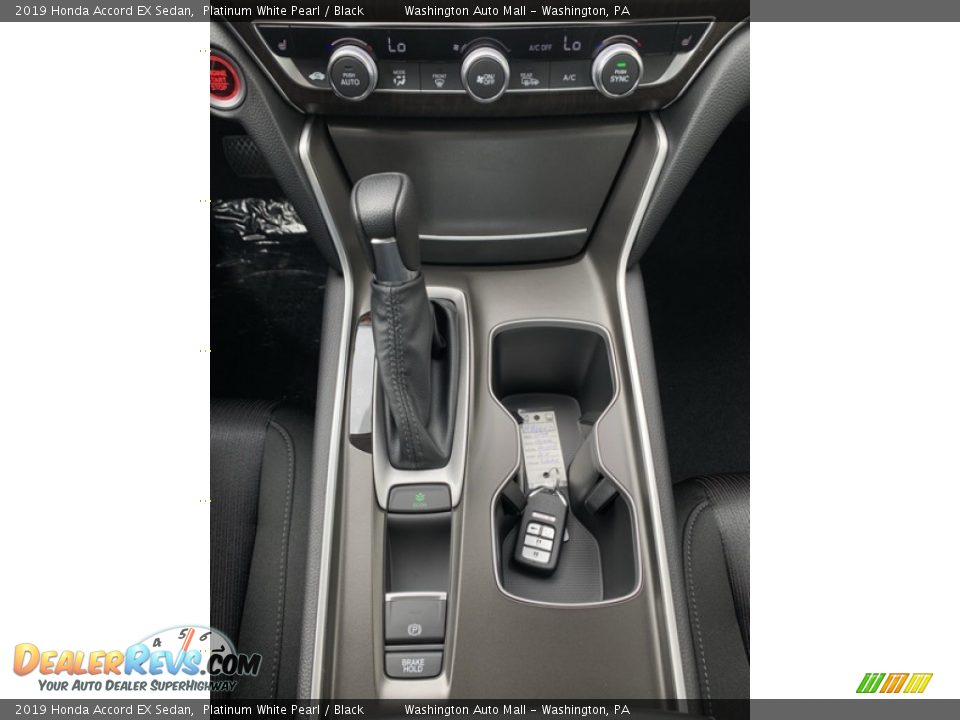 2019 Honda Accord EX Sedan Platinum White Pearl / Black Photo #32