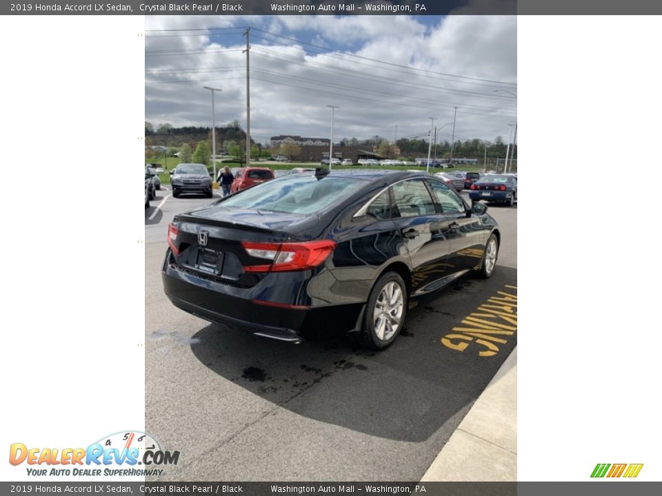 2019 Honda Accord LX Sedan Crystal Black Pearl / Black Photo #5